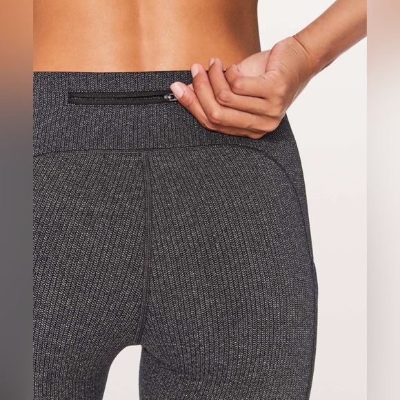 Lululemon Speed Up Tight 28" Power Luxtreme Variegated Knit Black Heather - Picture 7 of 16